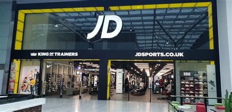 jd sports bay plaza bronx.